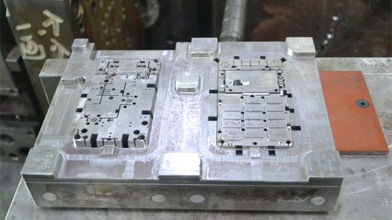 液态硅胶模具与固态硅胶模具：性能与应用对比